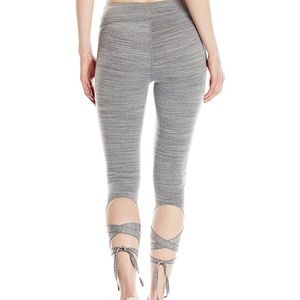 NWOT Manduka Flux Yoga Capri